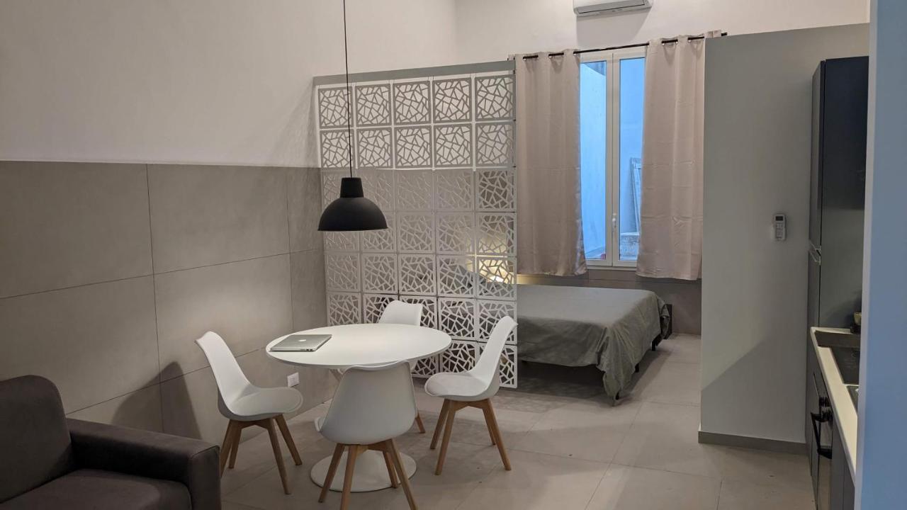 Апартаменти Valona 101 - Elegant Loft Барі Екстер'єр фото